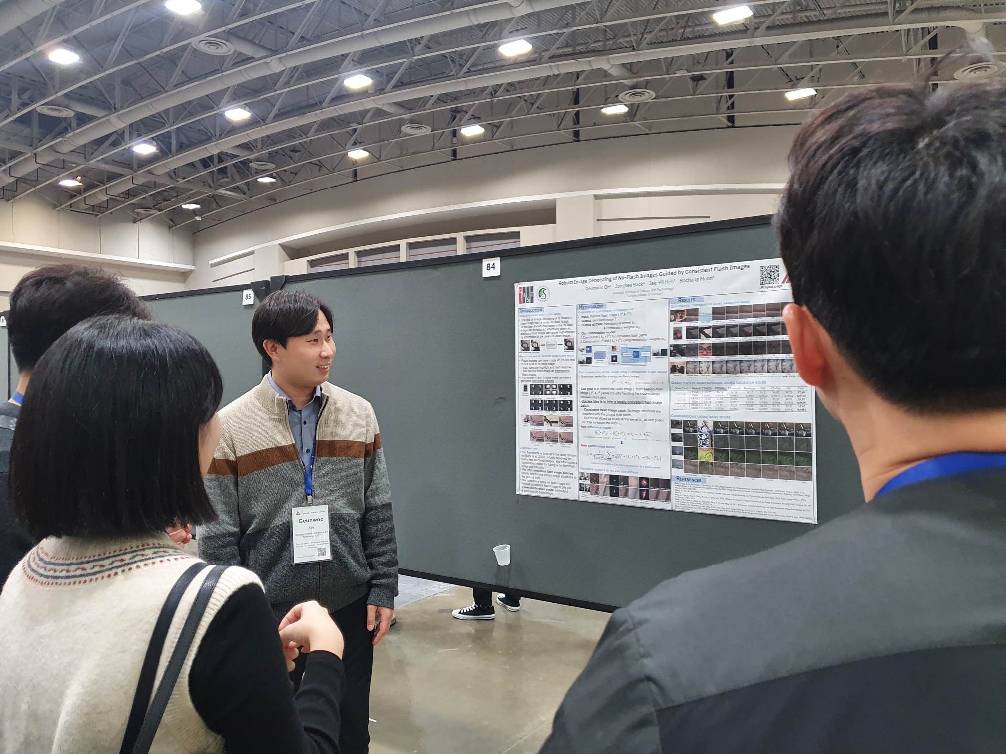 Geunwoo presented a paper at AAAI 2023